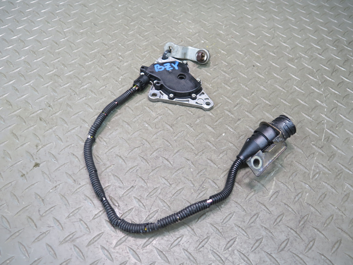 03-05 BMW E85 Z4 M54 A/T Automatic Transmission Neutral Safety Switch OEM