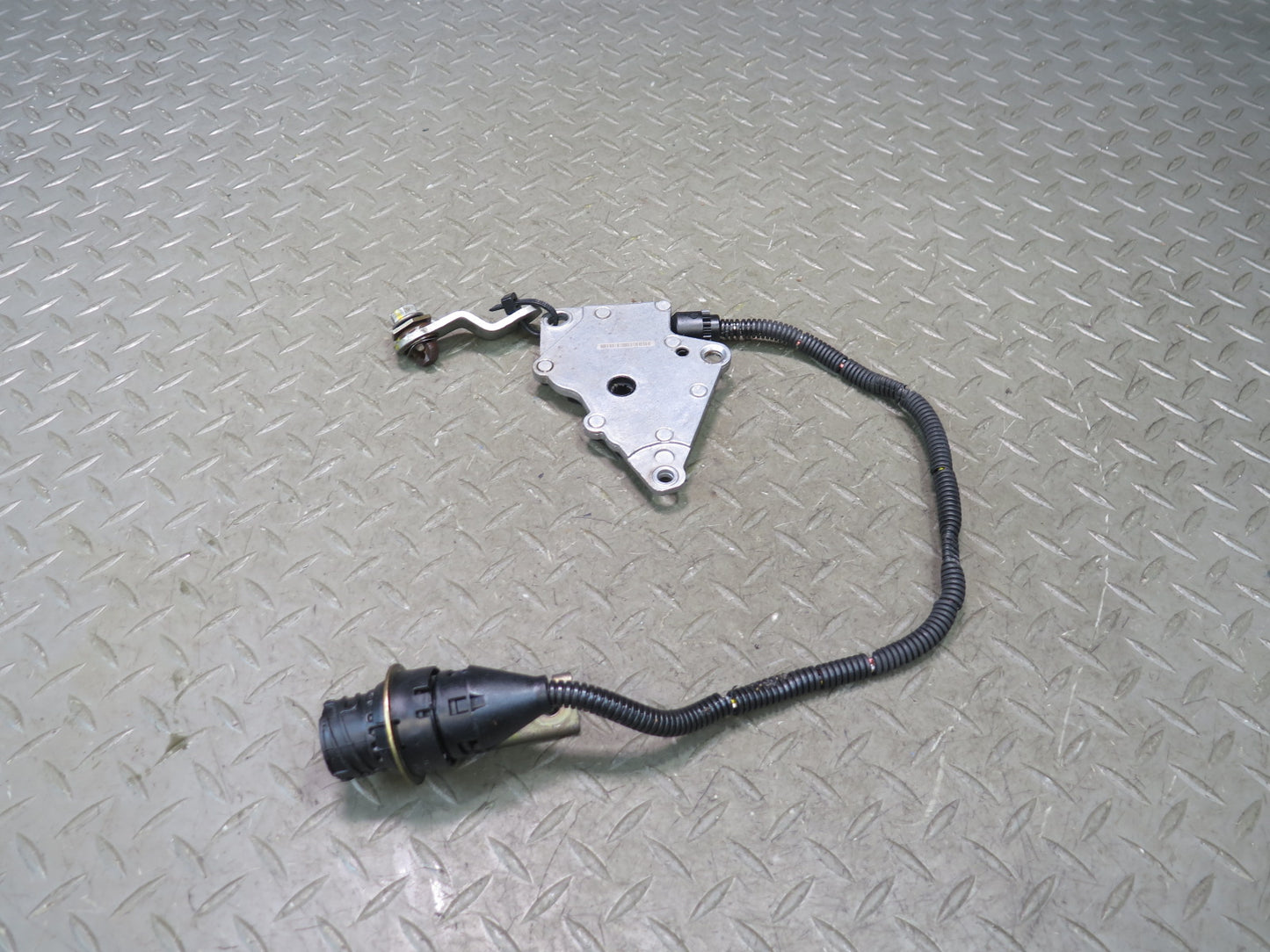 03-05 BMW E85 Z4 M54 A/T Automatic Transmission Neutral Safety Switch OEM