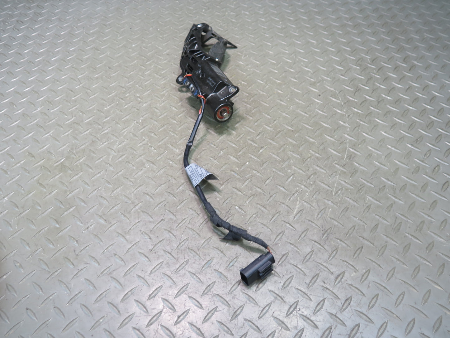 03-08 BMW E85 Z4 Left & Right Soft TOP Lock Latch Mechanism Set OEM