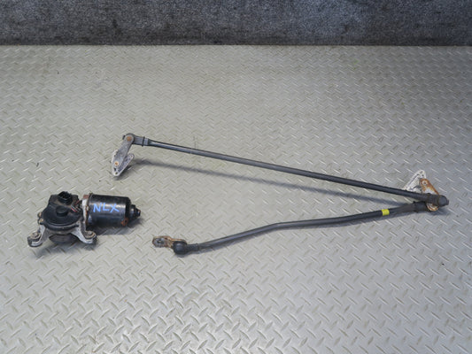 1996-1997 Lexus FZJ80L LX450 Windshield Wiper Transmission Linkage w Motor