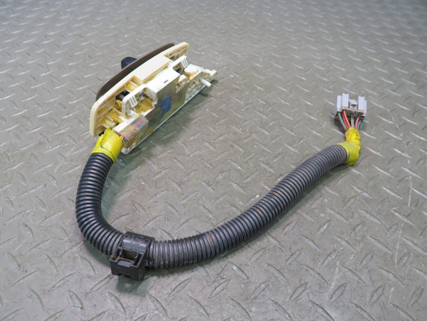 1996-1997 Lexus FZJ80L LX450 Front Right Seat Adjust Control Switch