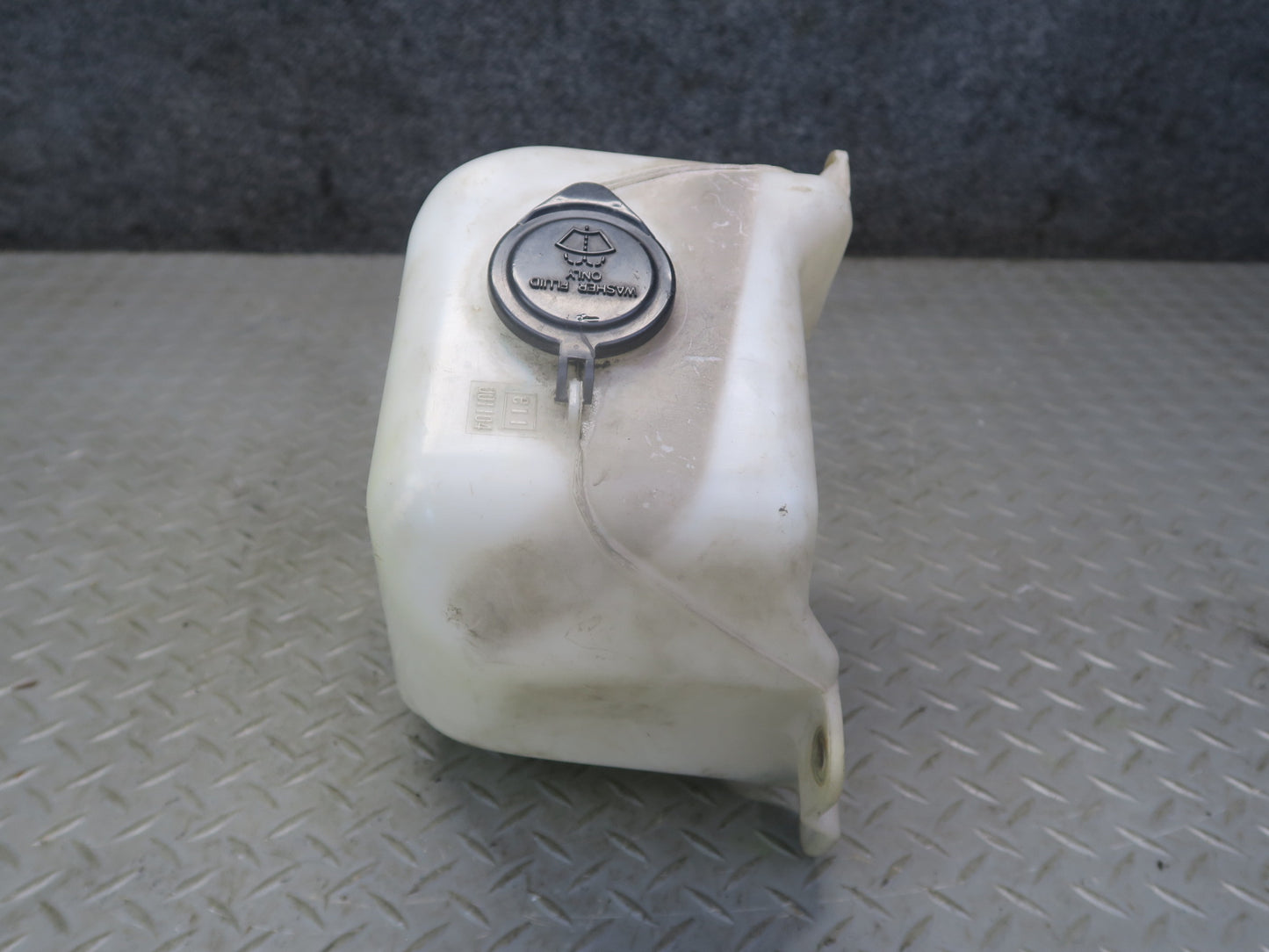 1996-1997 Lexus FZJ80L LX450 Windshield Washer Fluid Reservoir Tank w Pump