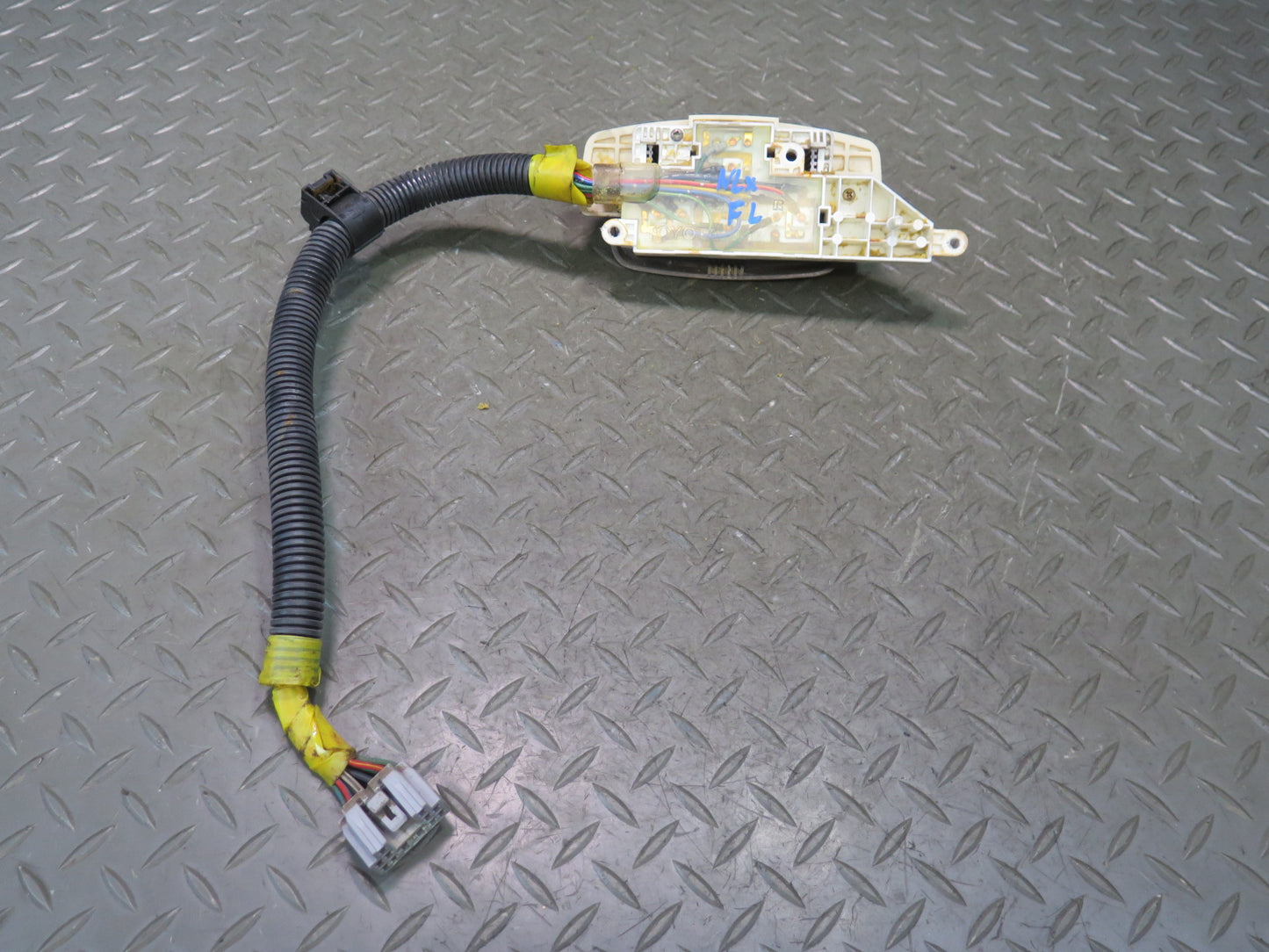 1996-1997 Lexus FZJ80L LX450 Front Right Seat Adjust Control Switch
