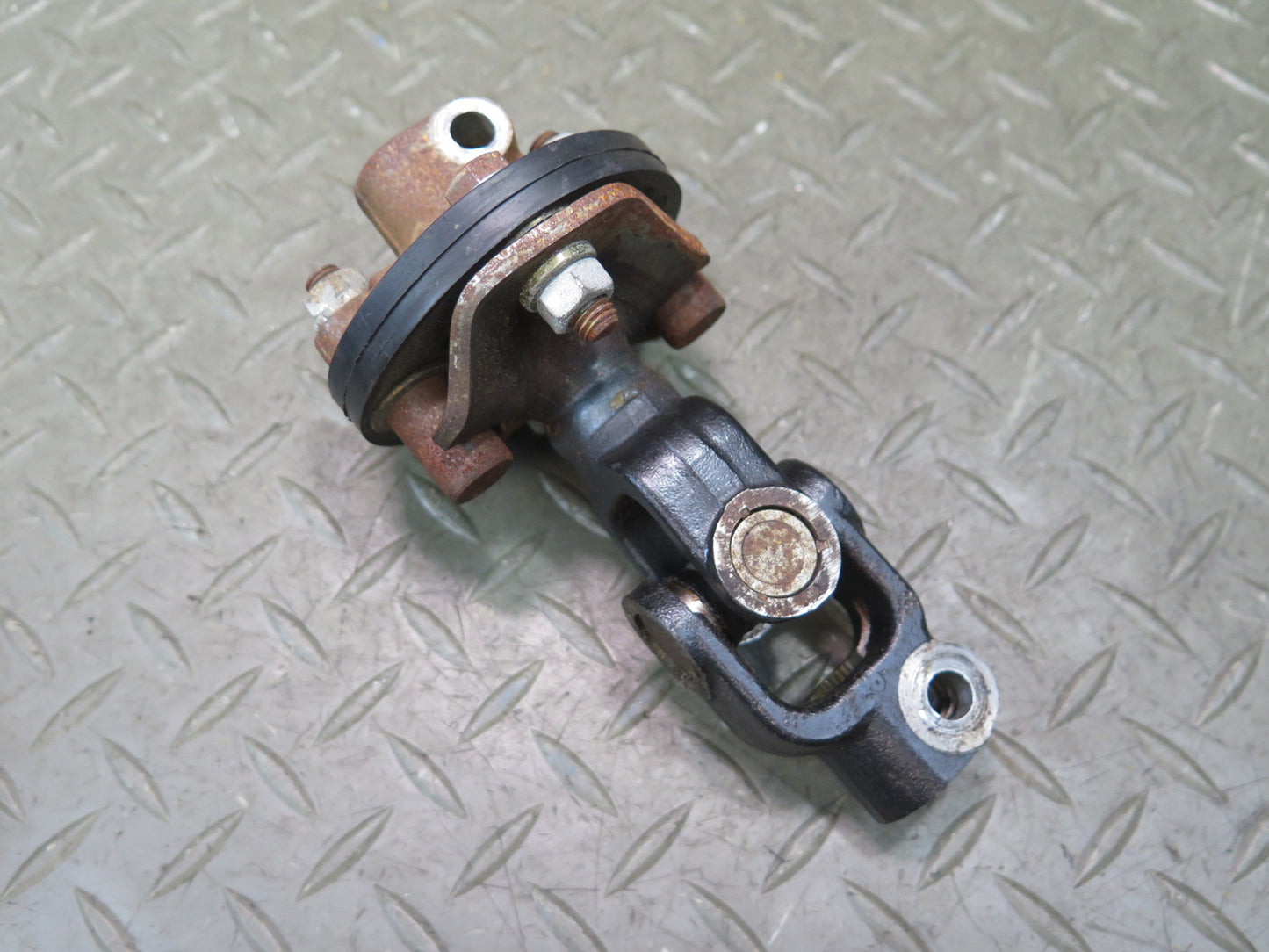 1996-1997 Lexus FZJ80L LX450 Steering Column Linkage Shaft Rod U Joint