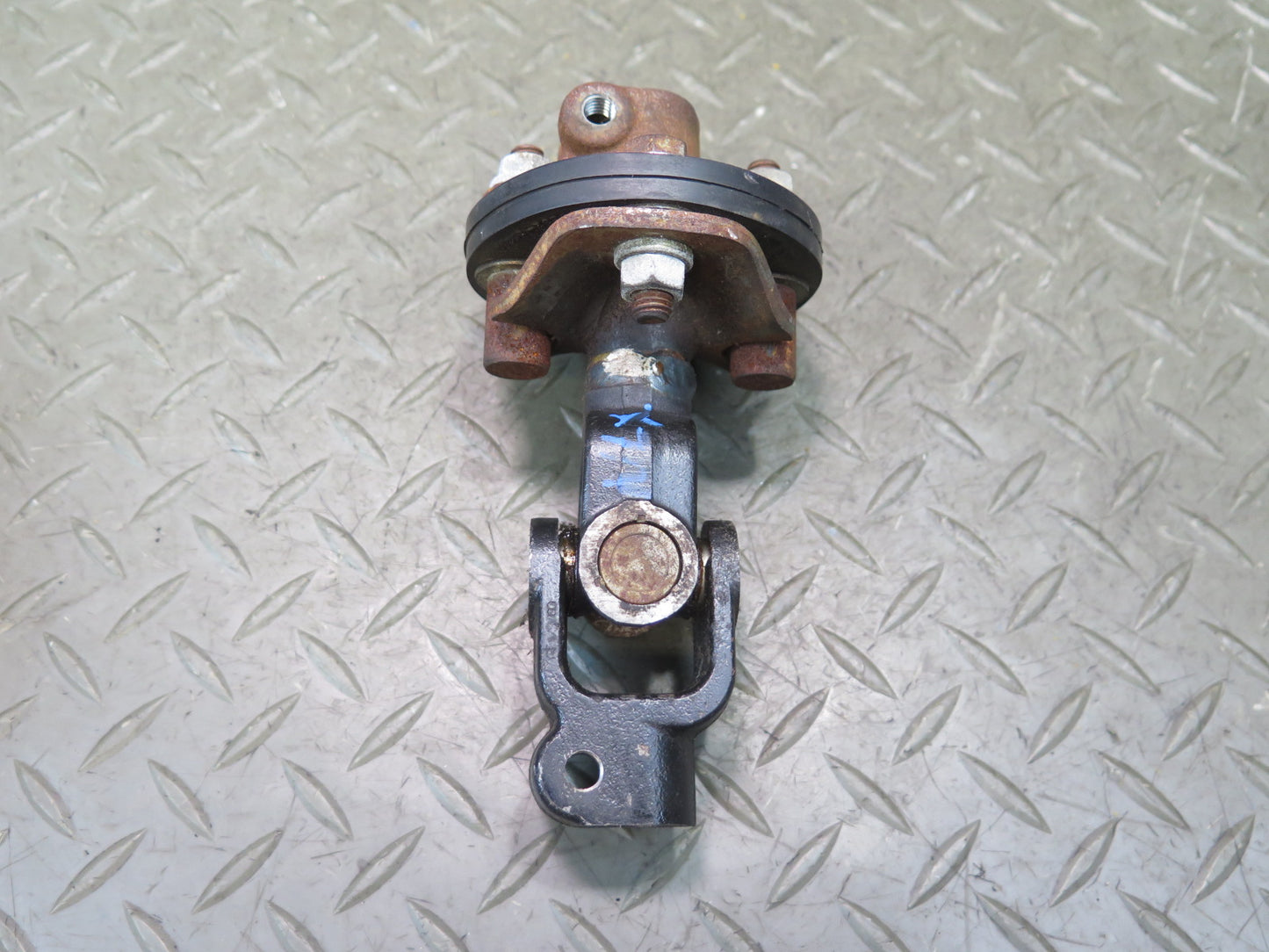 1996-1997 Lexus FZJ80L LX450 Steering Column Linkage Shaft Rod U Joint