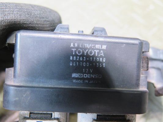 1996-1997 Lexus FZJ80L LX450 ABS Traction Relay Module 88263-12080