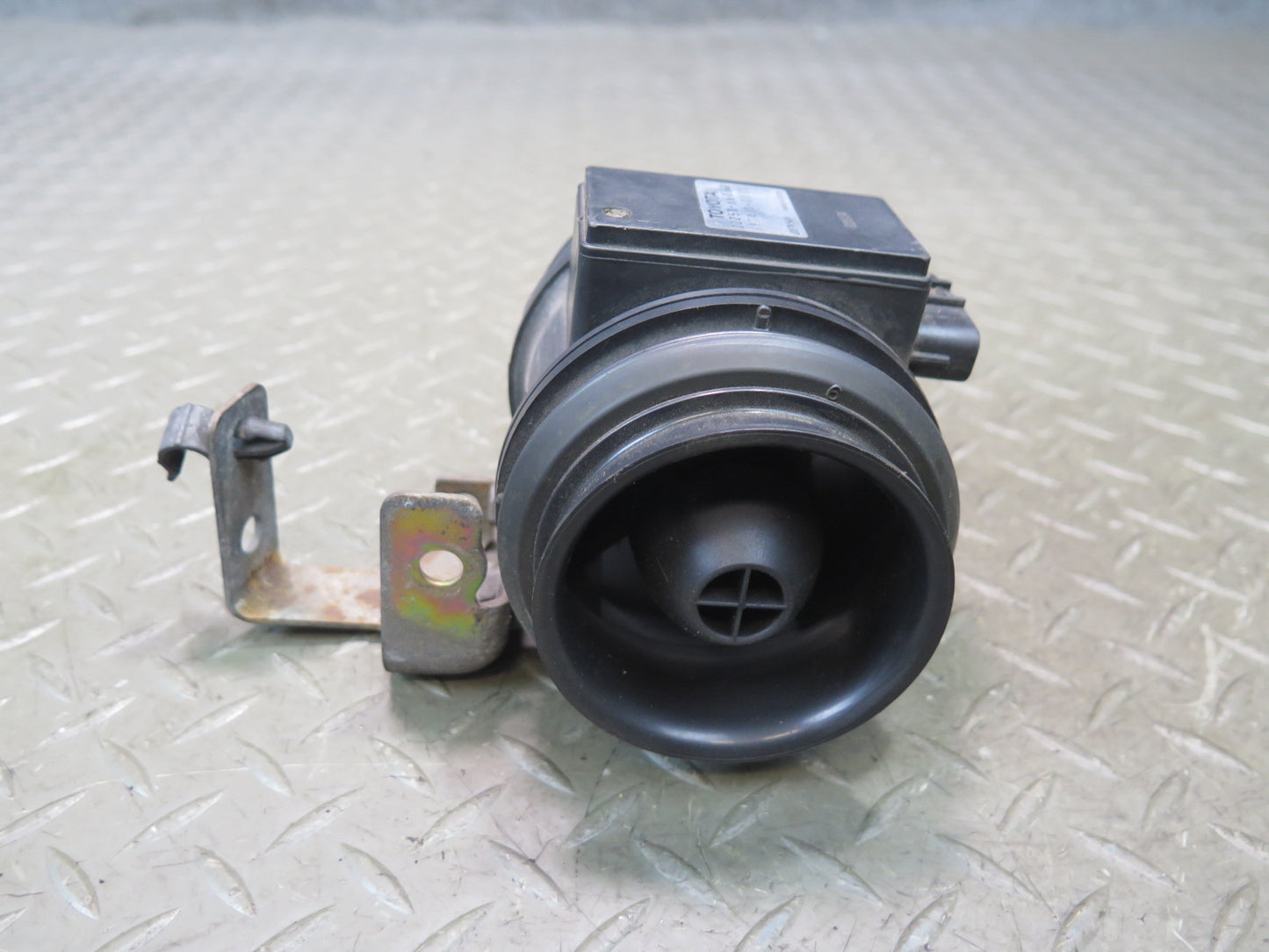 1996-1997 Lexus FZJ80L LX450 Mass Air Flow Meter MAF Sensor 22250-66050