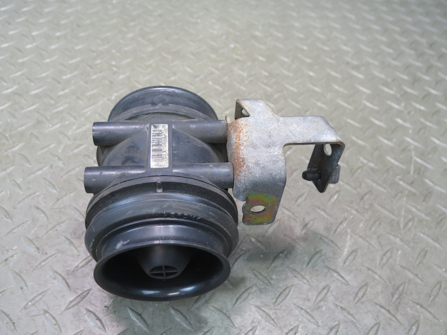1996-1997 Lexus FZJ80L LX450 Mass Air Flow Meter MAF Sensor 22250-66050