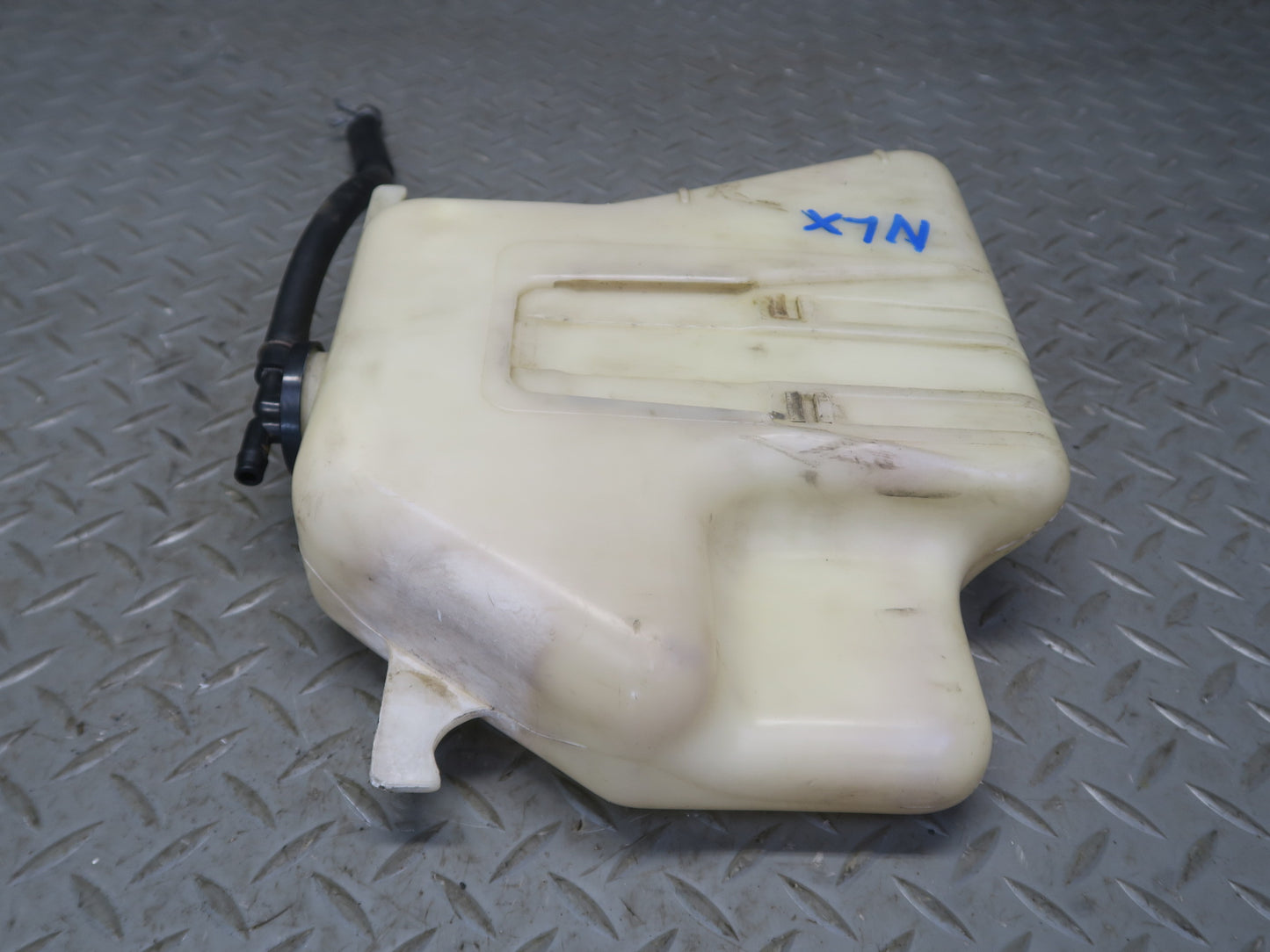 1996-1997 Lexus FZJ80L LX450 Engine Coolant Expansion Overflow Reservoir Tank