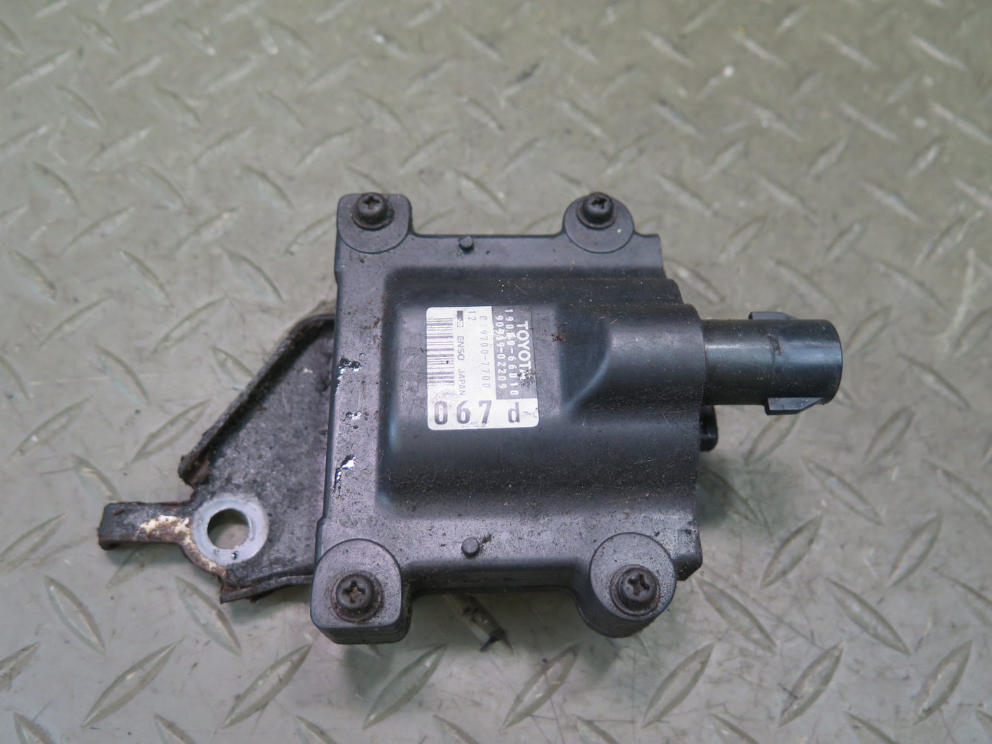 1996-1997 Lexus FZJ80L LX450 Ignition Control Module 029700-7700