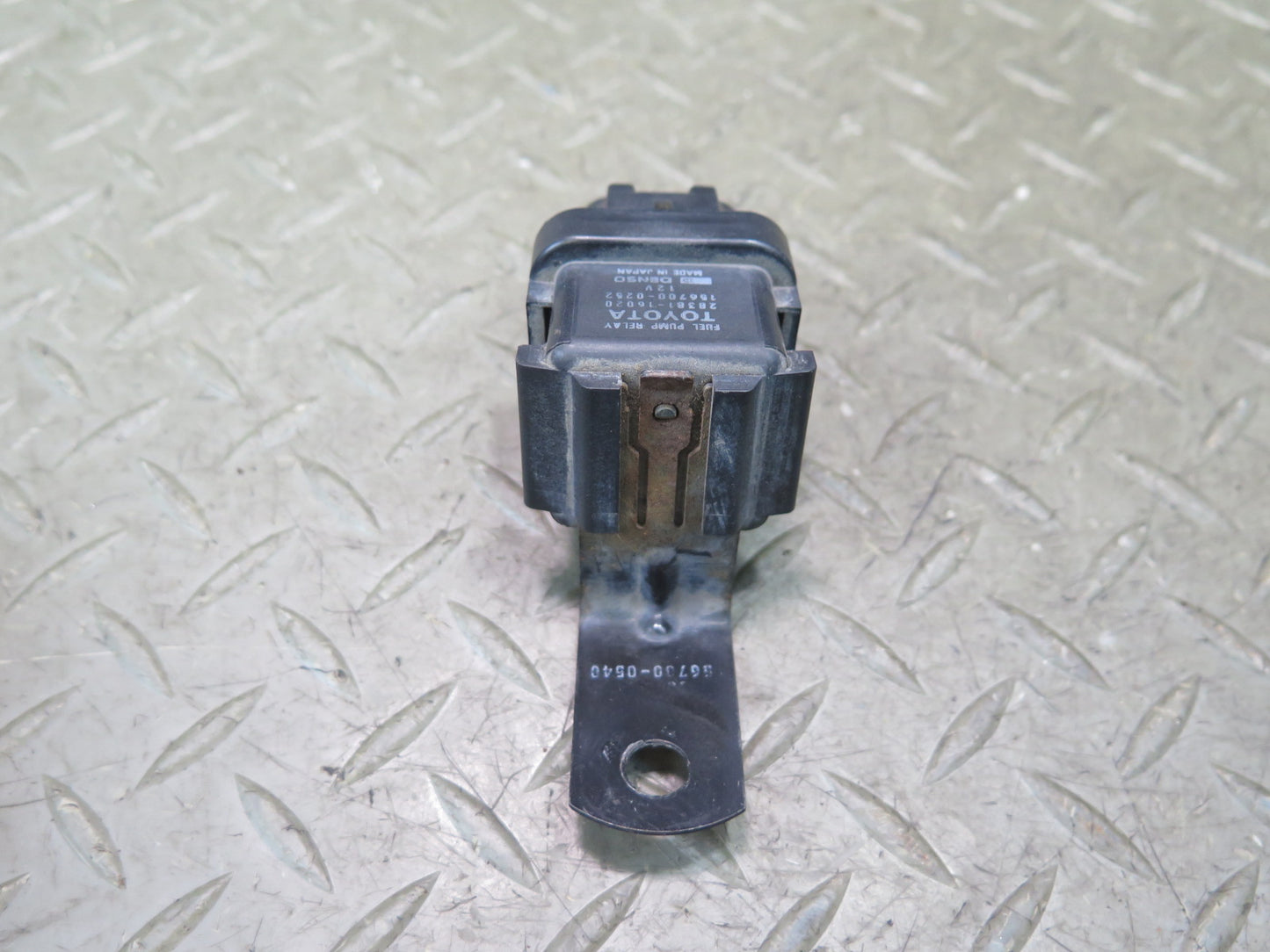 1996-1997 Lexus FZJ80L LX450 Fuel Pump Relay Module 28381-16020
