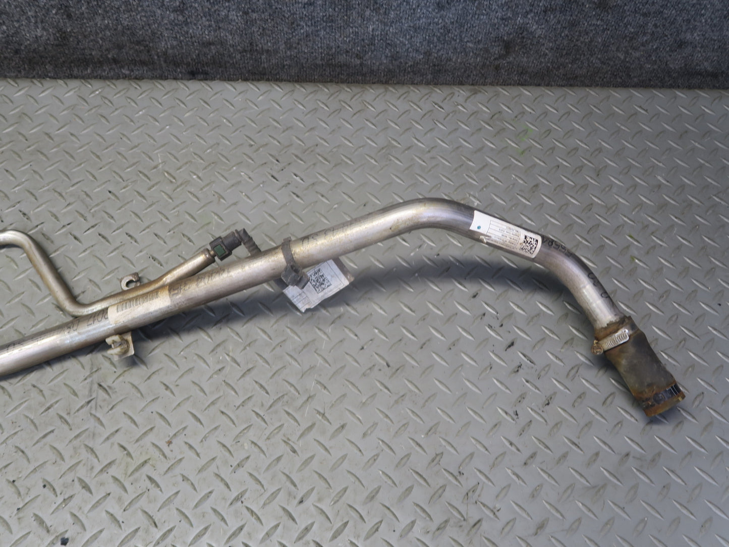 2017-2021 Maserati Quattroporte M156 Fuel Tank Gas Filler Neck Hose Tube Pipe