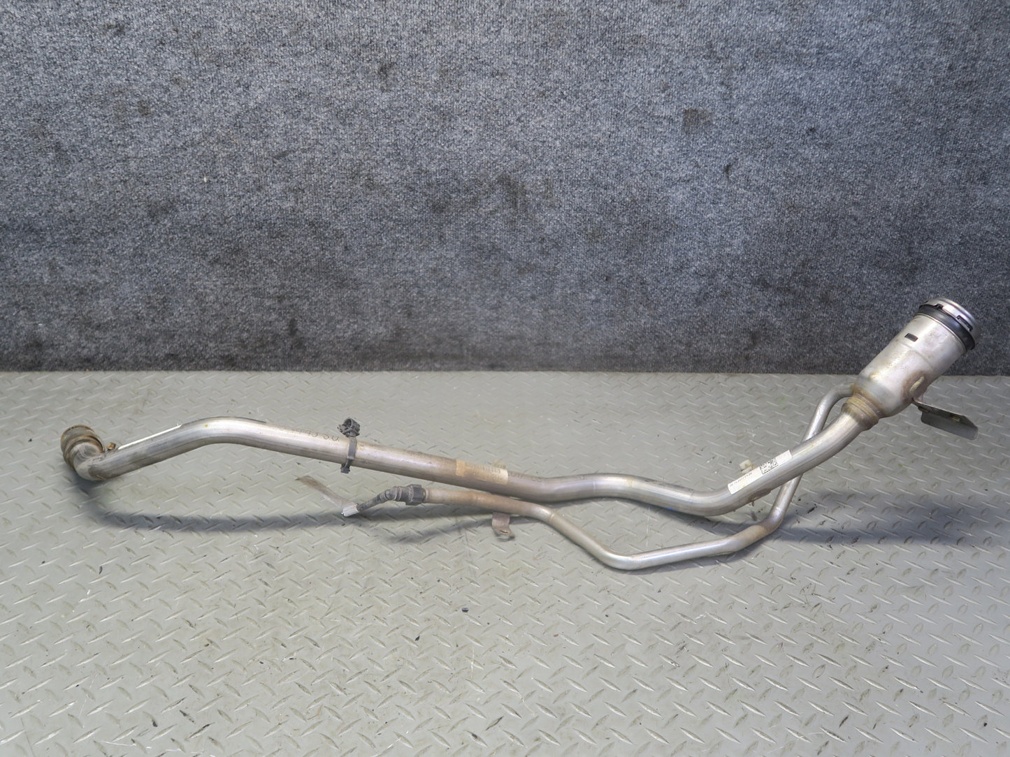 2017-2021 Maserati Quattroporte M156 Fuel Tank Gas Filler Neck Hose Tube Pipe