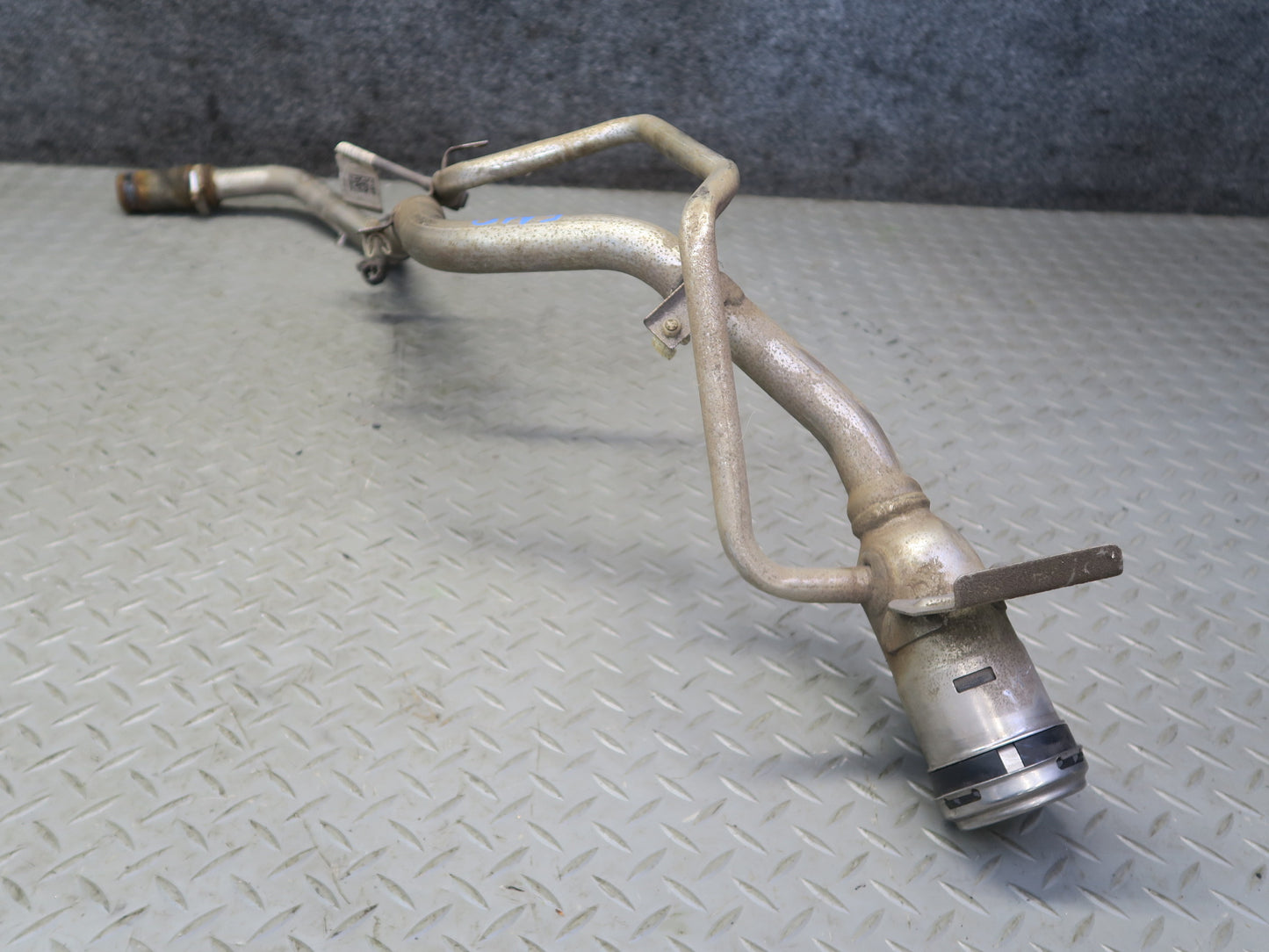 2017-2021 Maserati Quattroporte M156 Fuel Tank Gas Filler Neck Hose Tube Pipe