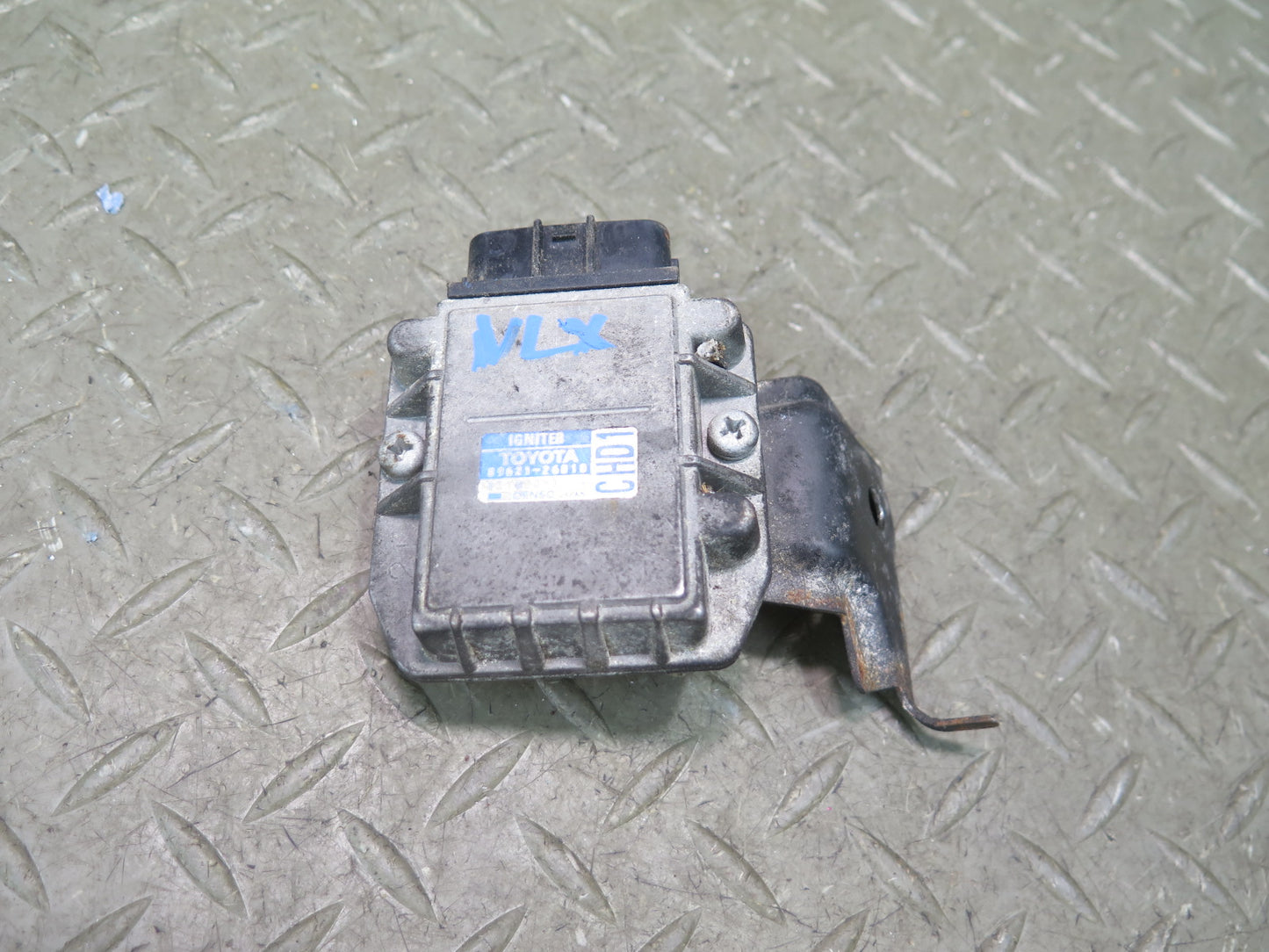 1996-1997 Lexus FZJ80L LX450 Ignition Control Module 89621-26010