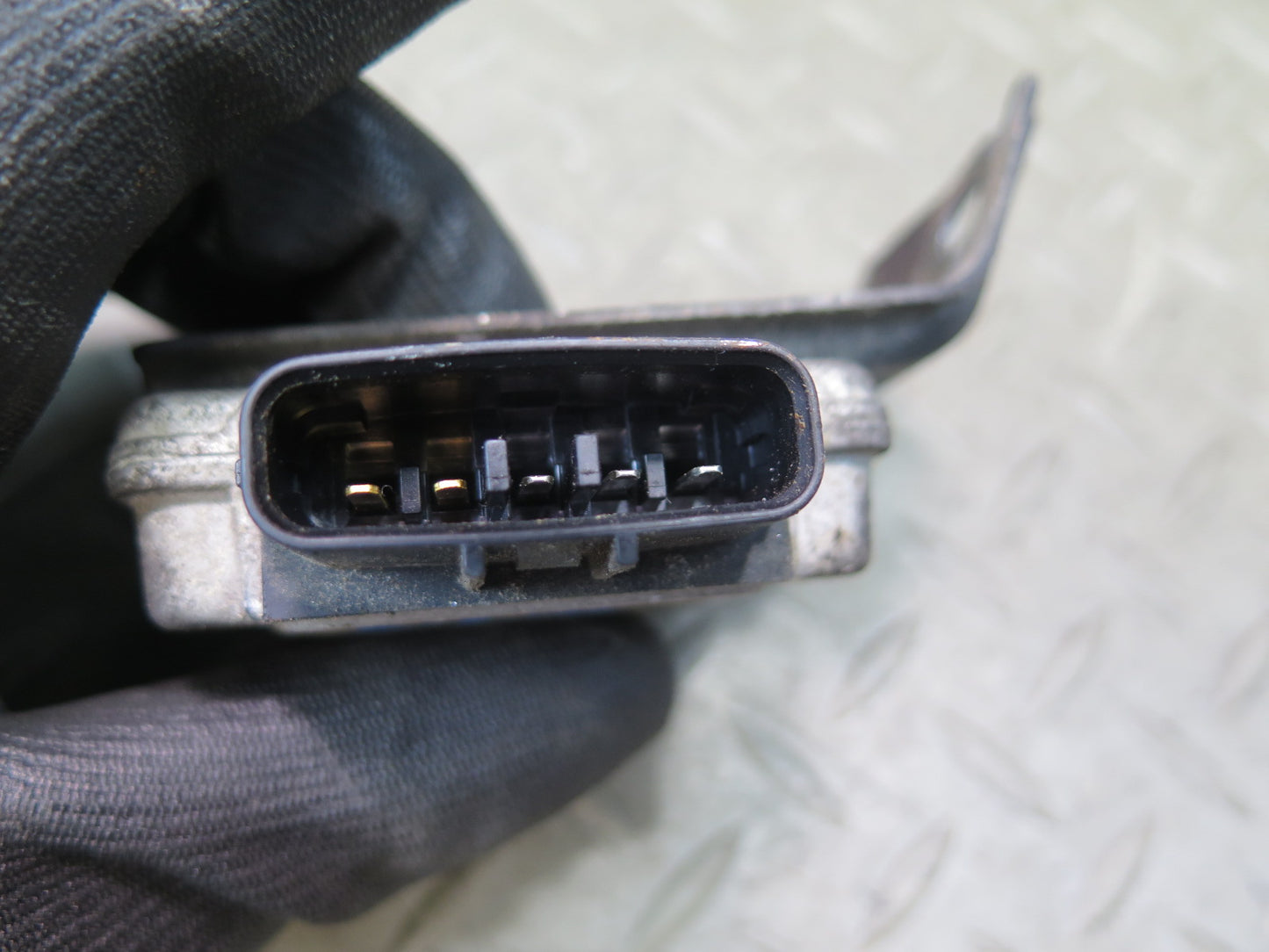 1996-1997 Lexus FZJ80L LX450 Ignition Control Module 89621-26010