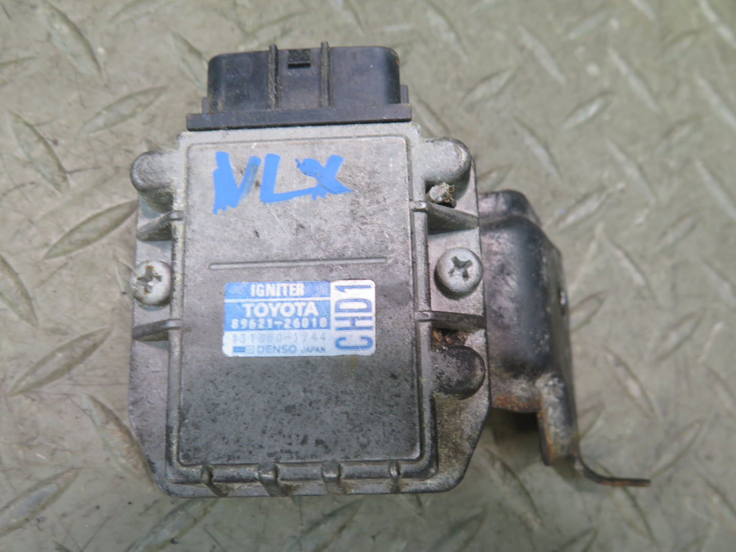 1996-1997 Lexus FZJ80L LX450 Ignition Control Module 89621-26010