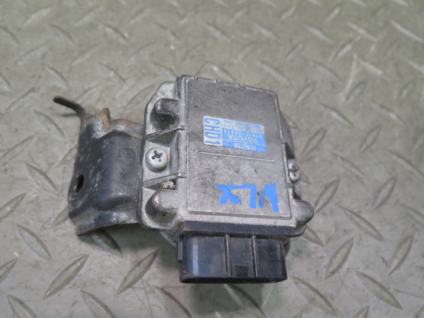 1996-1997 Lexus FZJ80L LX450 Ignition Control Module 89621-26010