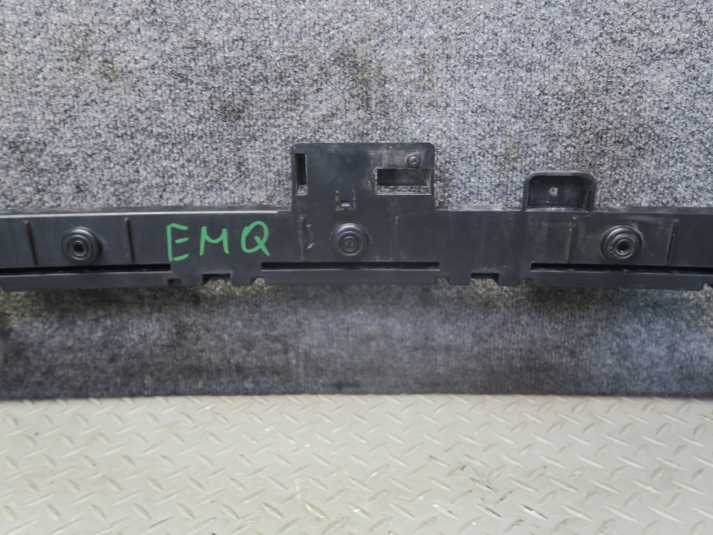 14-21 Maserati Quattroporte M156 SQ4 Rear Bumper Mounting Support Bracket Set