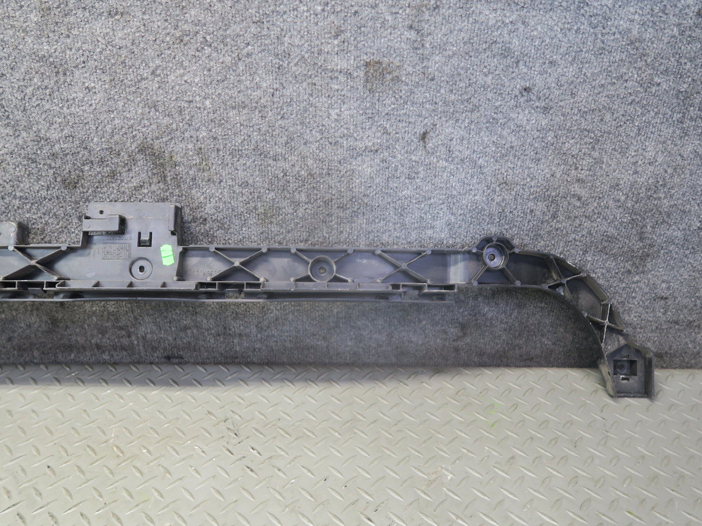 14-21 Maserati Quattroporte M156 SQ4 Rear Bumper Mounting Support Bracket Set
