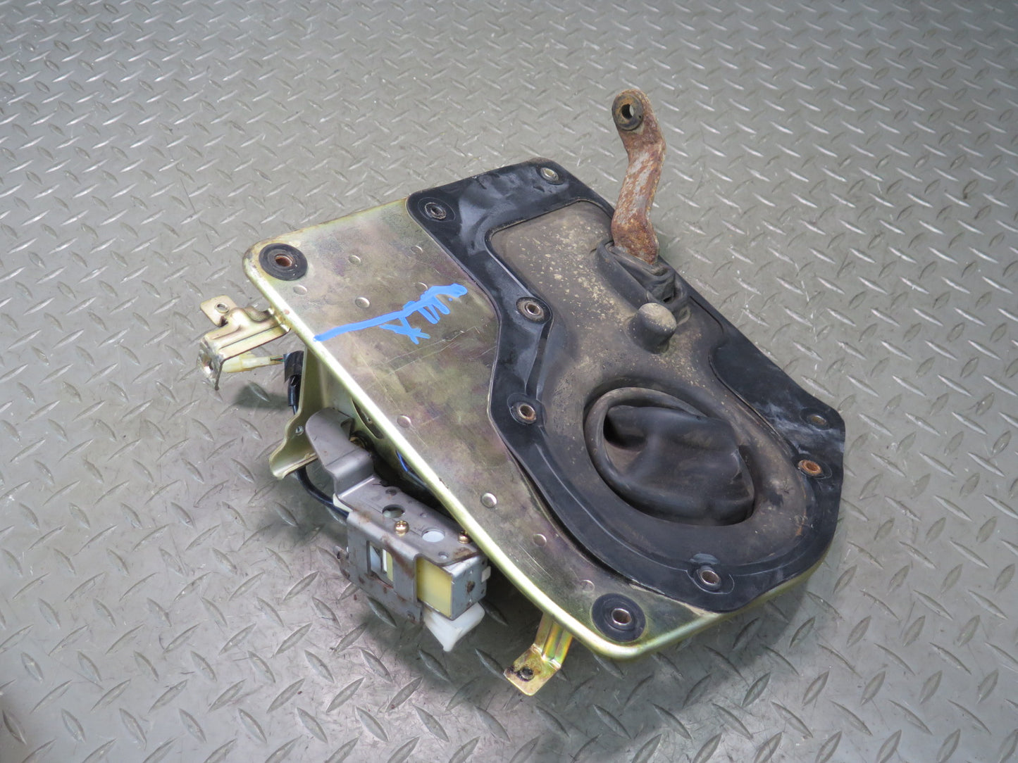 1996-1997 Lexus FZJ80L LX450 Automatic Transmission Shifter Base Panel