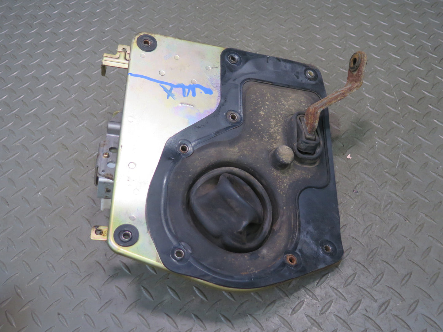 1996-1997 Lexus FZJ80L LX450 Automatic Transmission Shifter Base Panel