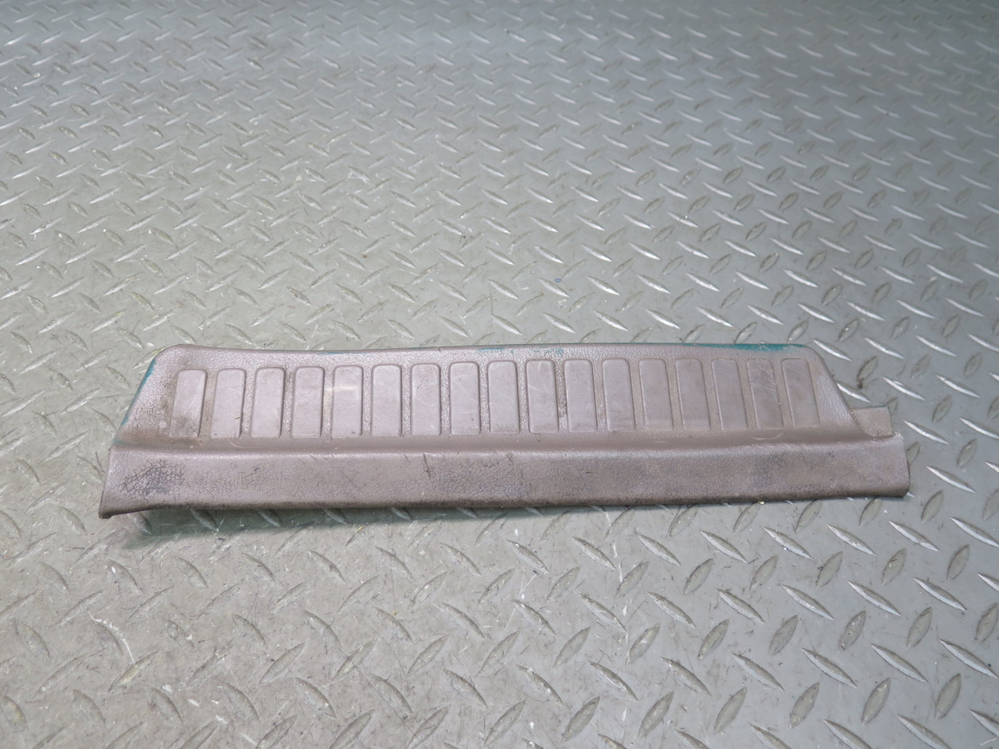 1996-1997 Lexus FZJ80L LX450 Rear Door Scuff Sill Plate Trim Panel Set of 2