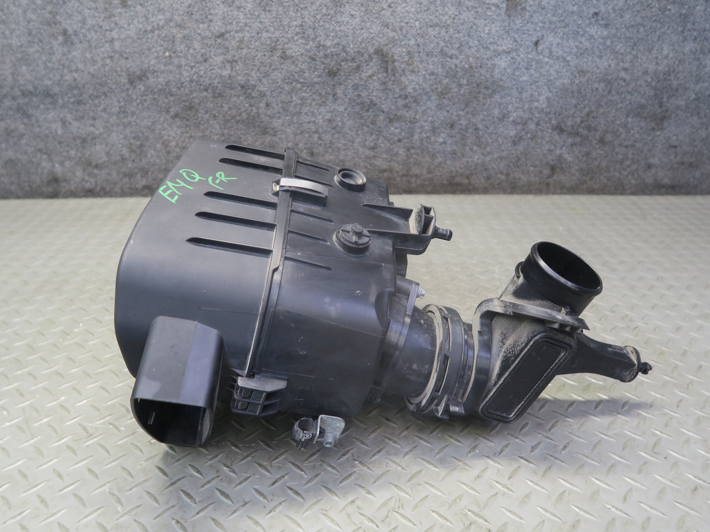 17-21 Maserati Quattroporte M156 SQ4 Right Engine Air Cleaner Housing Filter Box