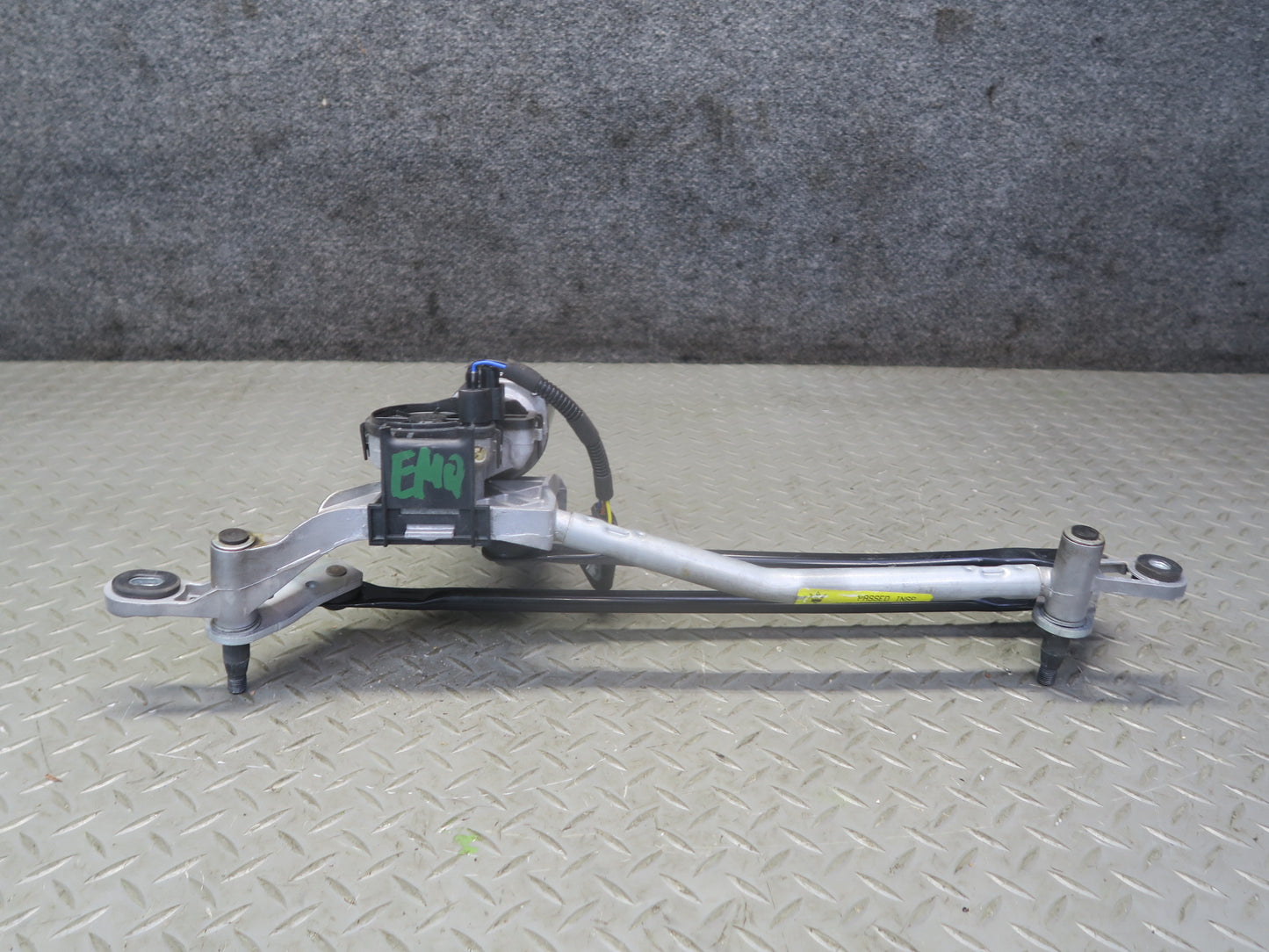 14-21 Maserati Quattroporte M156 Windshield Wiper Transmission Linkage w Motor