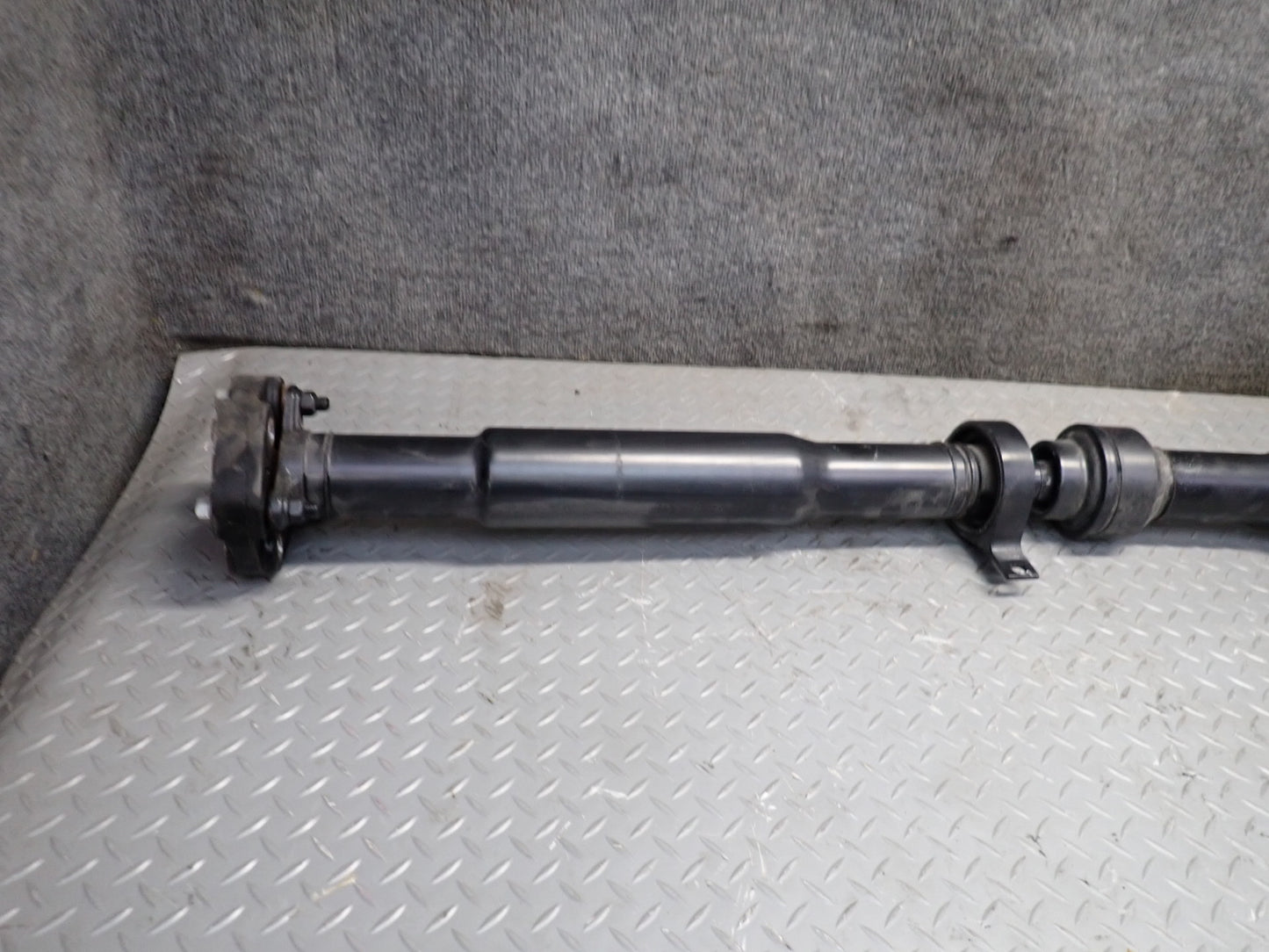 2017-2021 Maserati Quattroporte M156 SQ4 AWD Rear Driveshaft Propeller