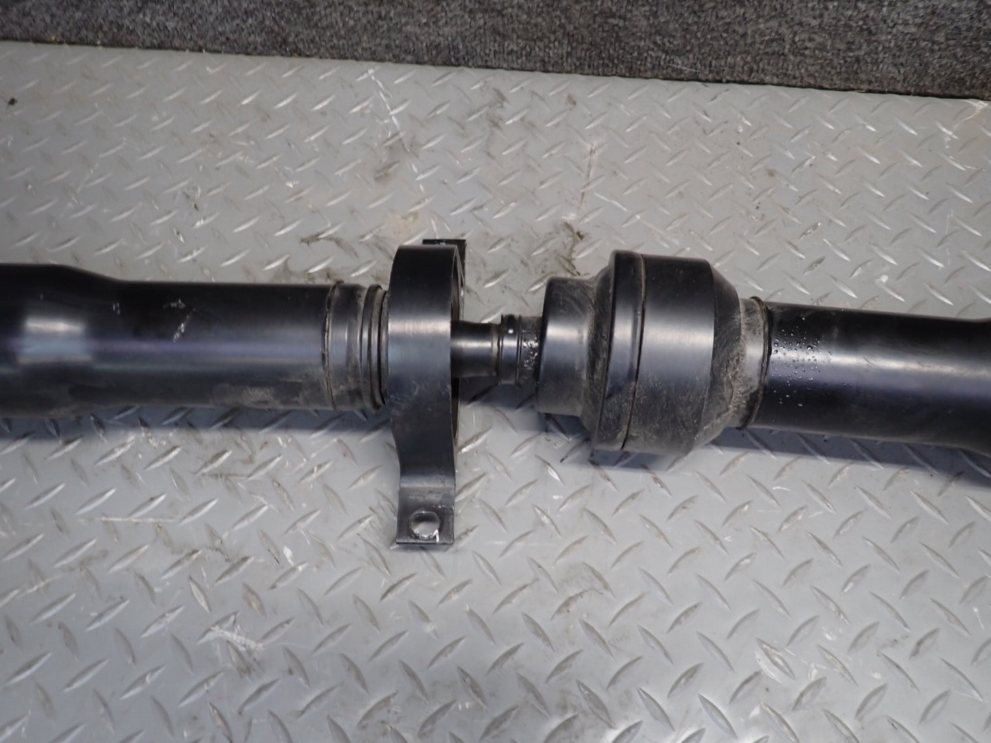 2017-2021 Maserati Quattroporte M156 SQ4 AWD Rear Driveshaft Propeller