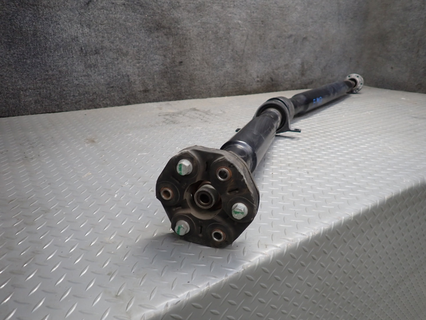 2017-2021 Maserati Quattroporte M156 SQ4 AWD Rear Driveshaft Propeller