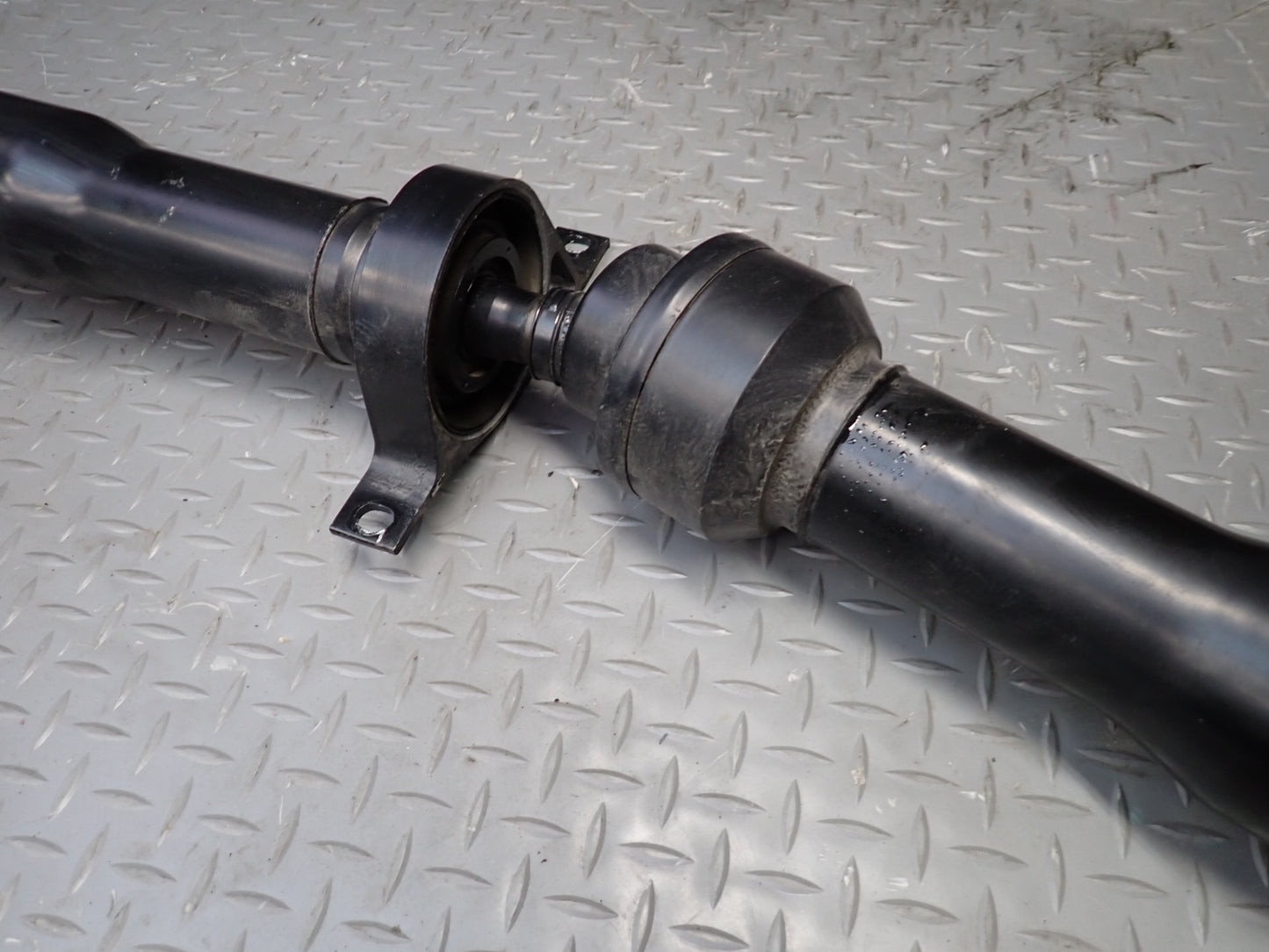 2017-2021 Maserati Quattroporte M156 SQ4 AWD Rear Driveshaft Propeller