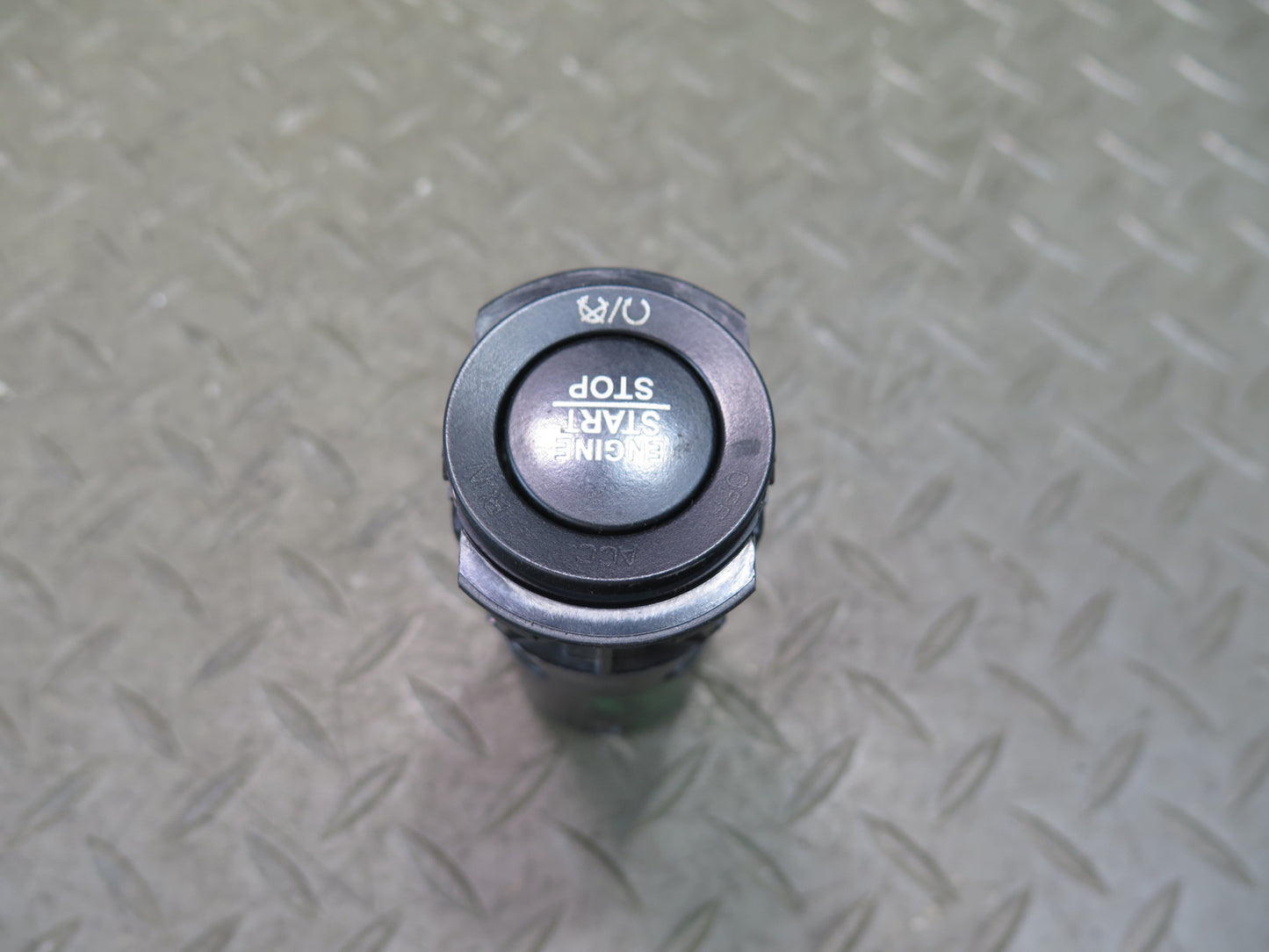 2014-2021 Maserati Quattroporte M156 Ignition Push Start Stop Button Switch