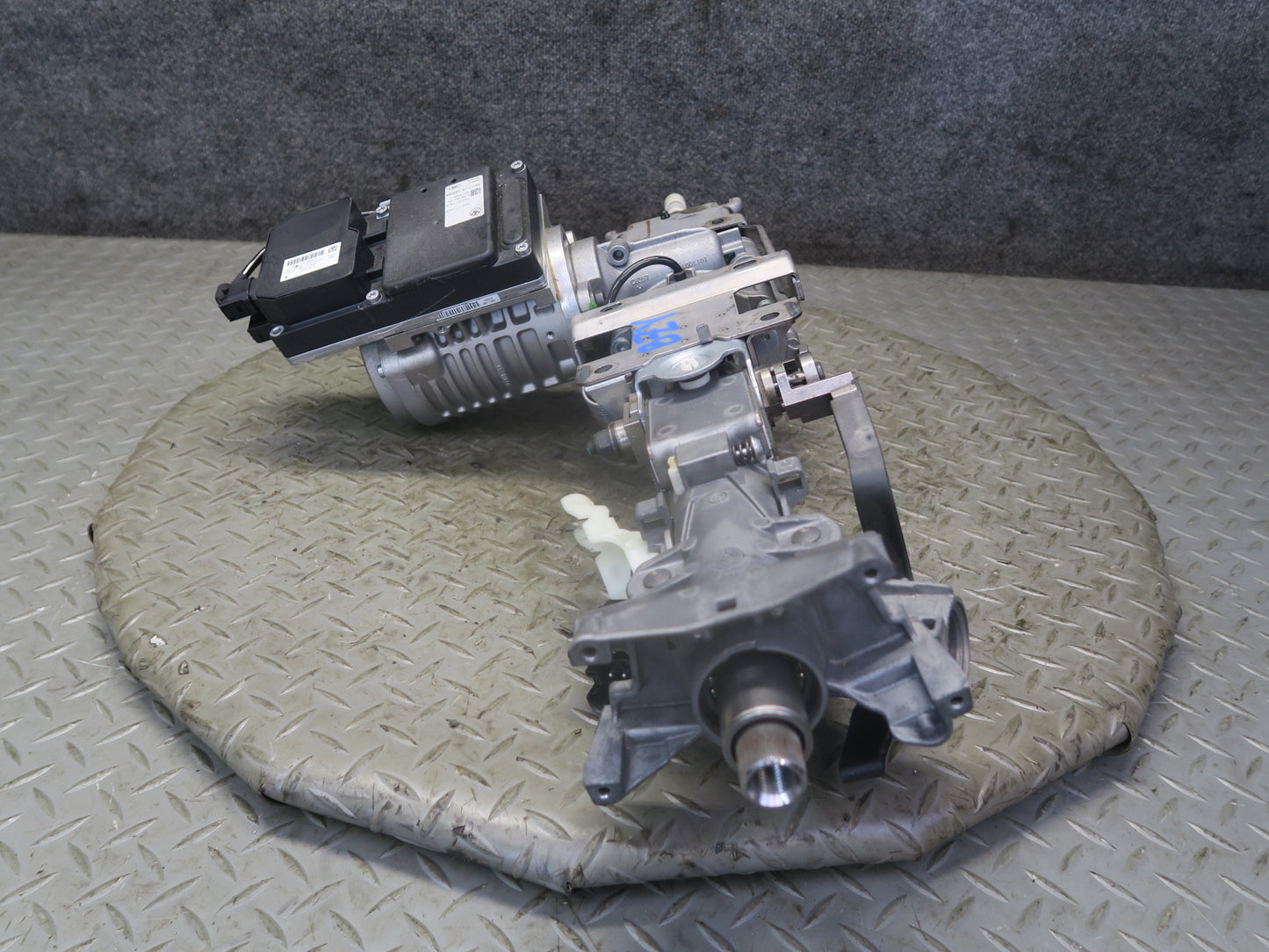 03-05 BMW E85 Z4 A/T Electric Power Steering Column w Motor Assy 78K Miles OEM