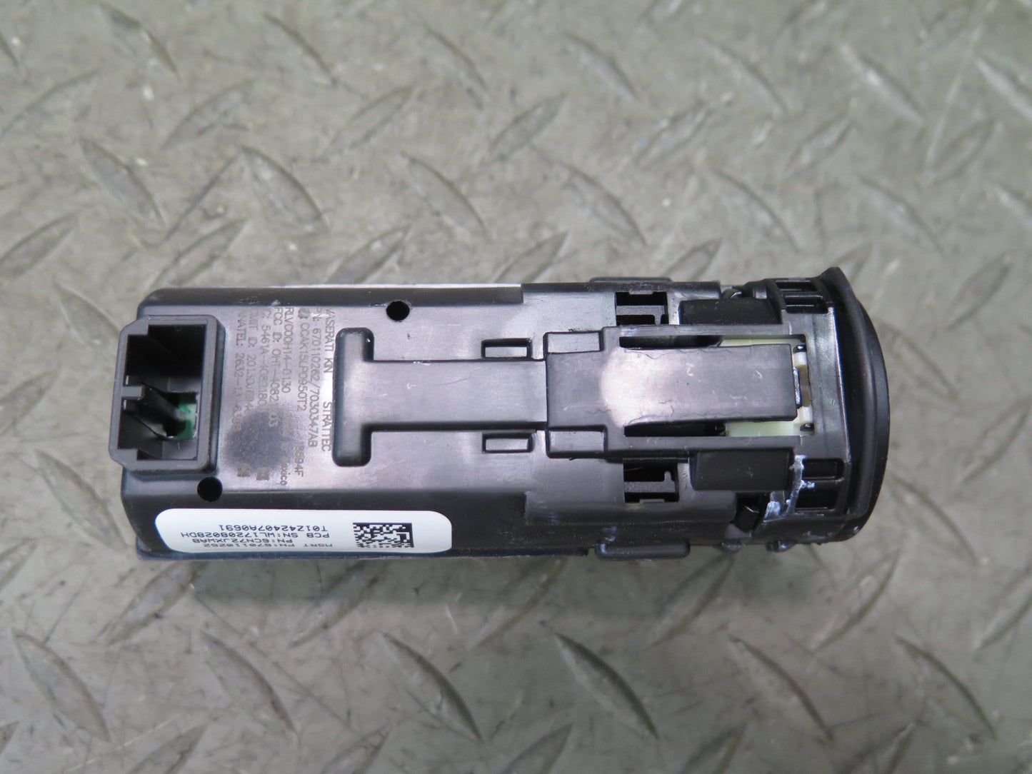 2014-2021 Maserati Quattroporte M156 Ignition Push Start Stop Button Switch