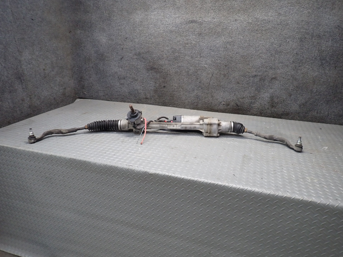 2017-2021 Maserati Quattroporte M156 Power Steering Rack & Pinion Gear Box