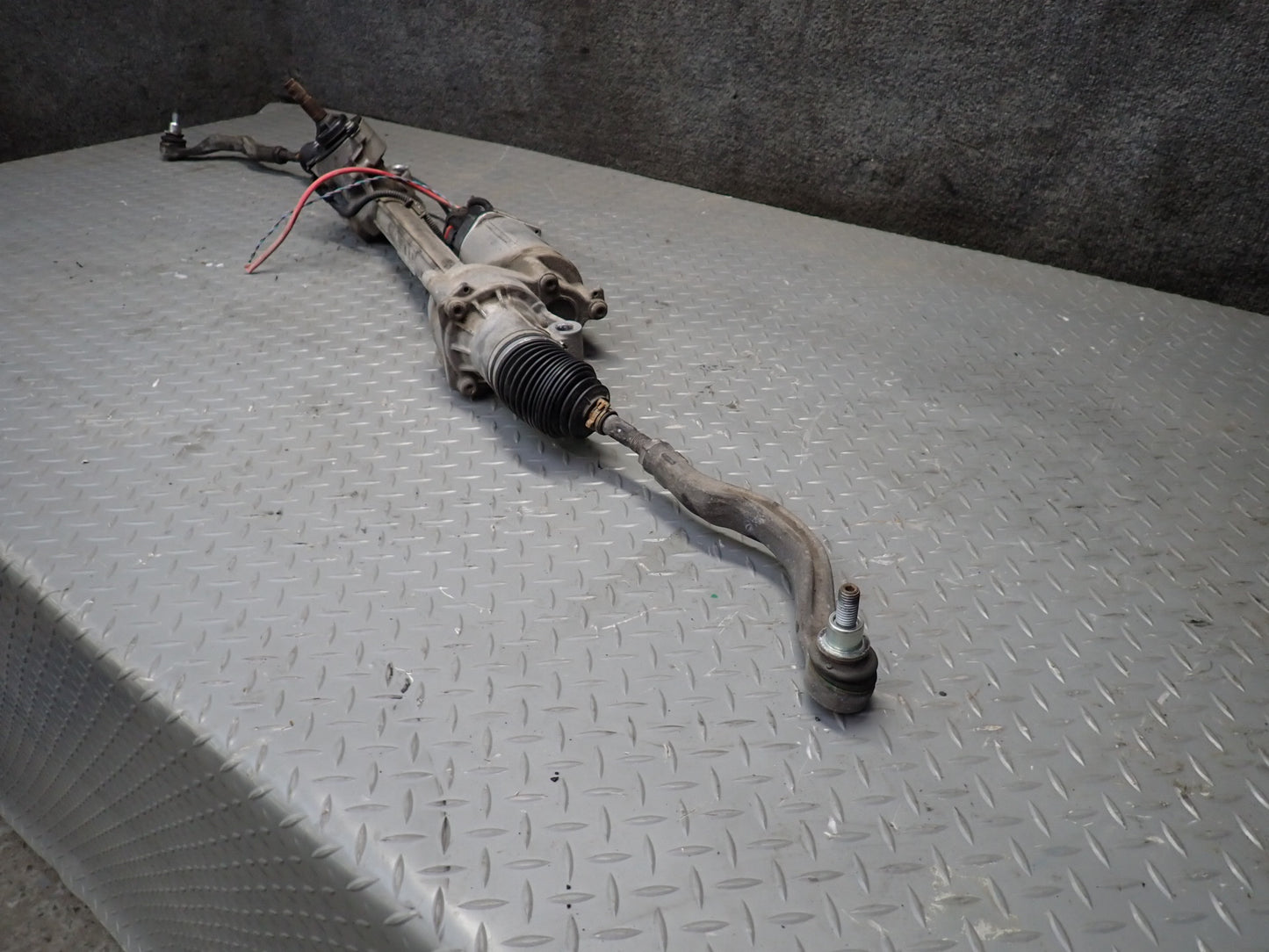 2017-2021 Maserati Quattroporte M156 Power Steering Rack & Pinion Gear Box