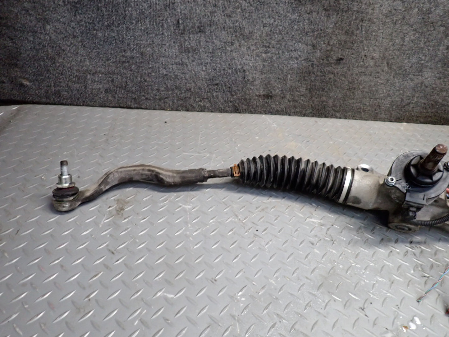 2017-2021 Maserati Quattroporte M156 Power Steering Rack & Pinion Gear Box