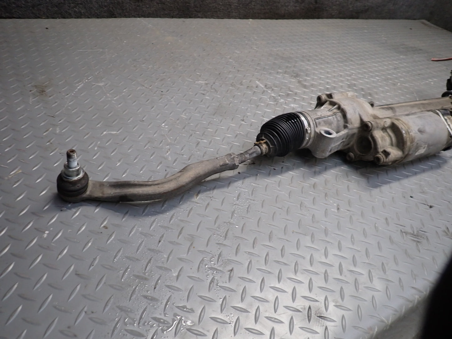 2017-2021 Maserati Quattroporte M156 Power Steering Rack & Pinion Gear Box