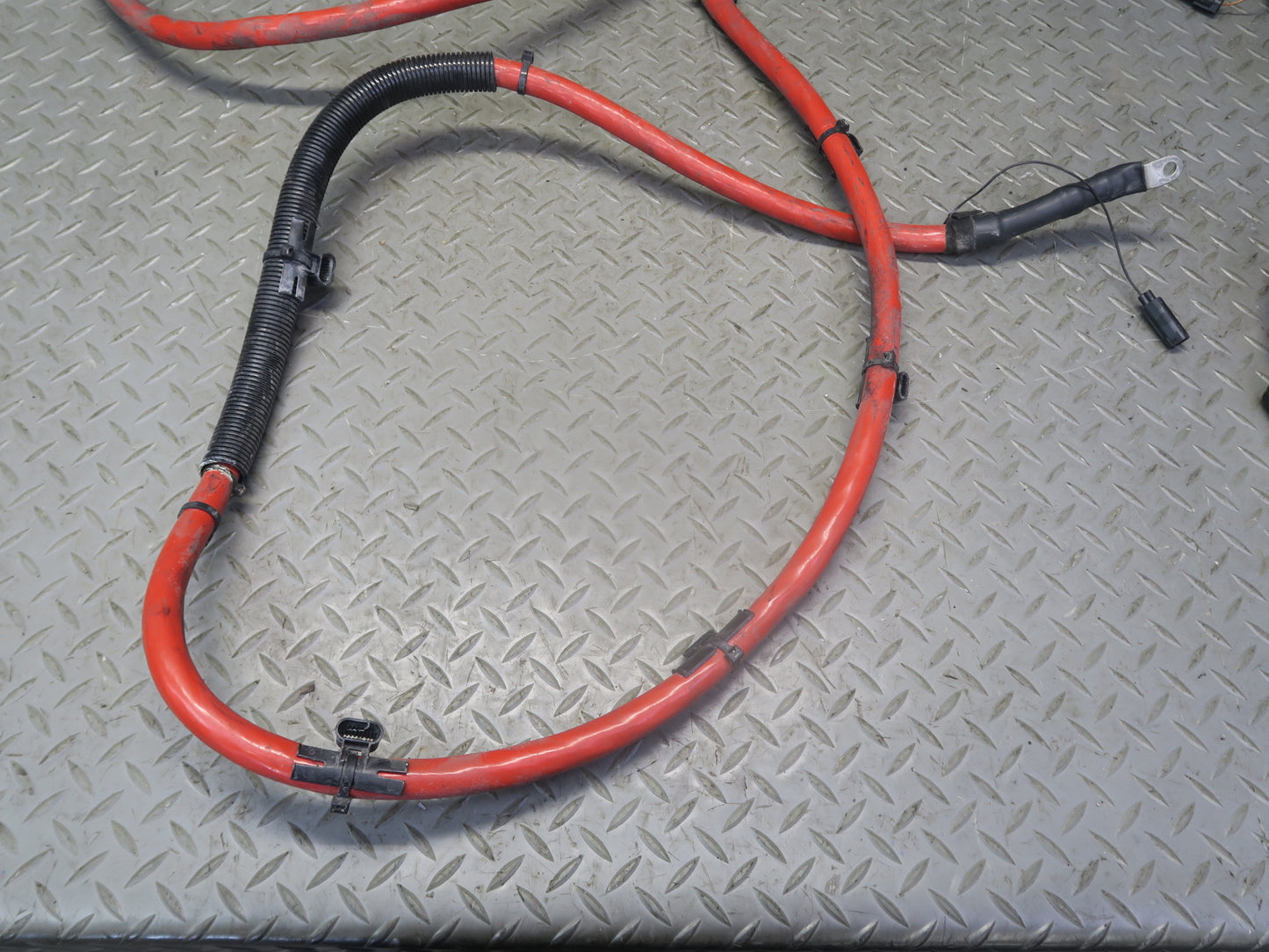 03-05 BMW E85 Z4 M54 Positive & Negative Battery Cable w Terminal & Fuse Set OEM