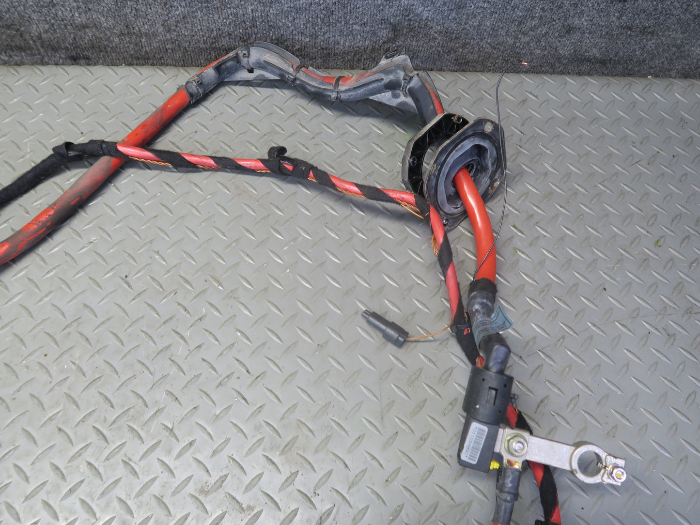 03-05 BMW E85 Z4 M54 Positive & Negative Battery Cable w Terminal & Fuse Set OEM