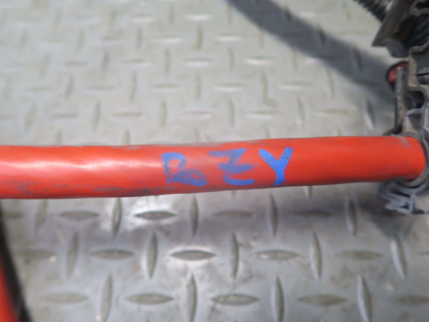 03-05 BMW E85 Z4 M54 Positive & Negative Battery Cable w Terminal & Fuse Set OEM