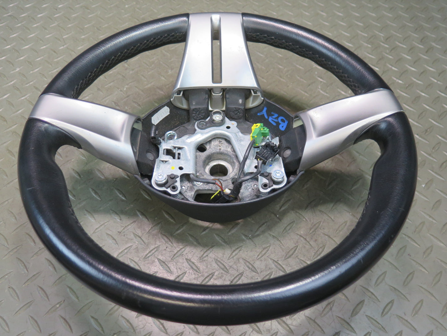 03-05 BMW E86 E85 Z4 Leather Sport Steering Black 6758158 OEM