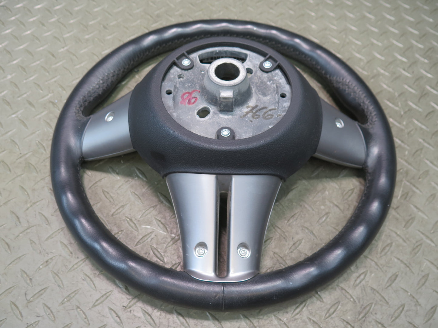 03-05 BMW E86 E85 Z4 Leather Sport Steering Black 6758158 OEM