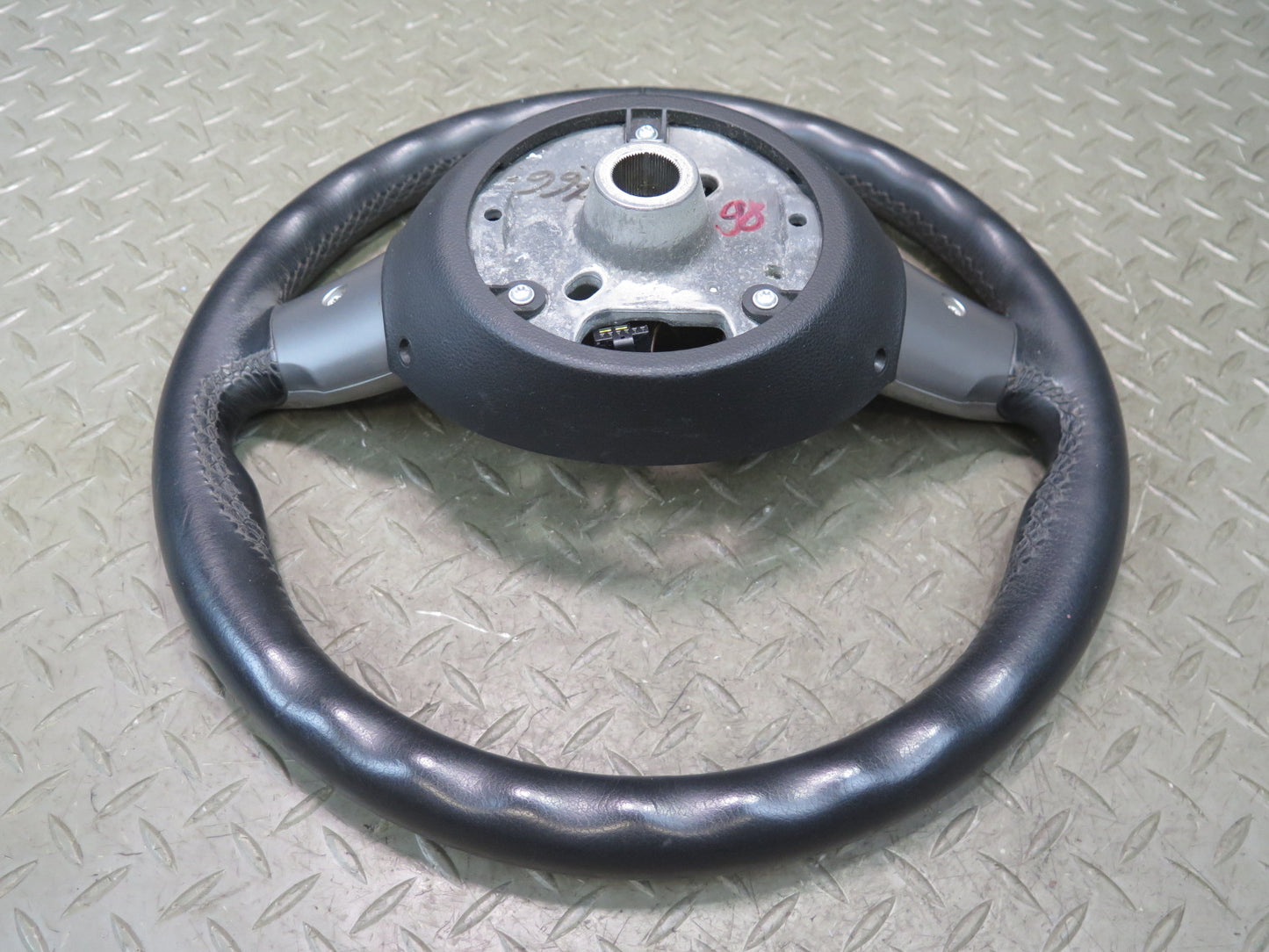 03-05 BMW E86 E85 Z4 Leather Sport Steering Black 6758158 OEM