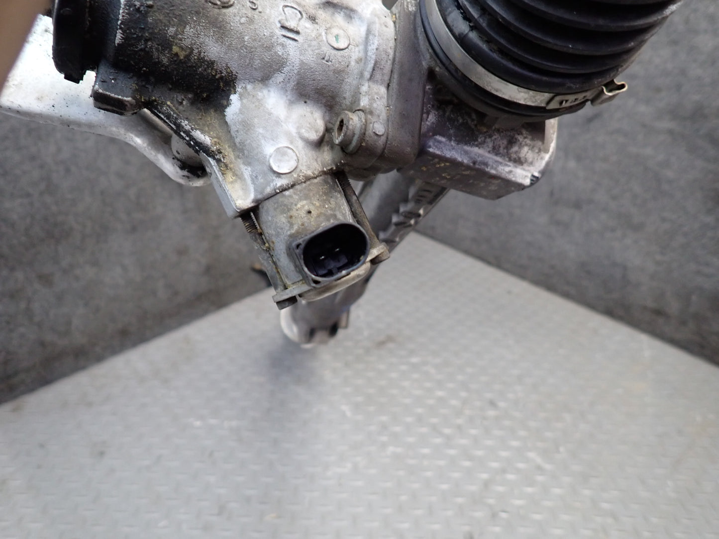 2011-2018 Porsche Cayenne 958 Power Steering Rack & Pinion Gear 7P5422055N