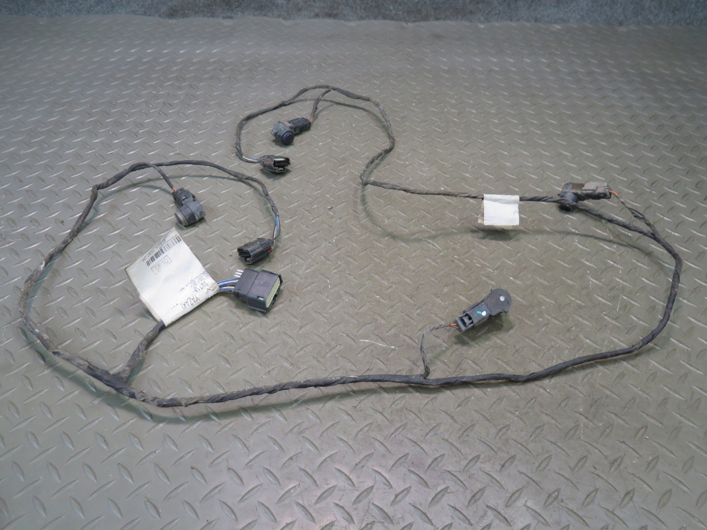 2017-2021 Maserati Quattroporte M156 Rear Bumper Parking Wire Harness W/ Sensor
