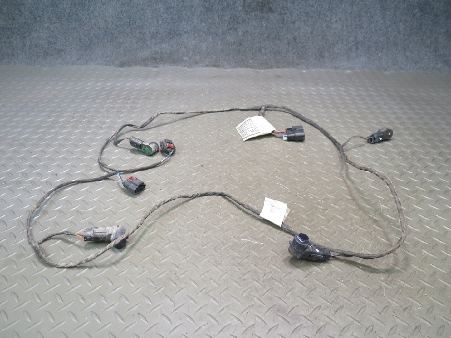 2017-2021 Maserati Quattroporte M156 Rear Bumper Parking Wire Harness W/ Sensor