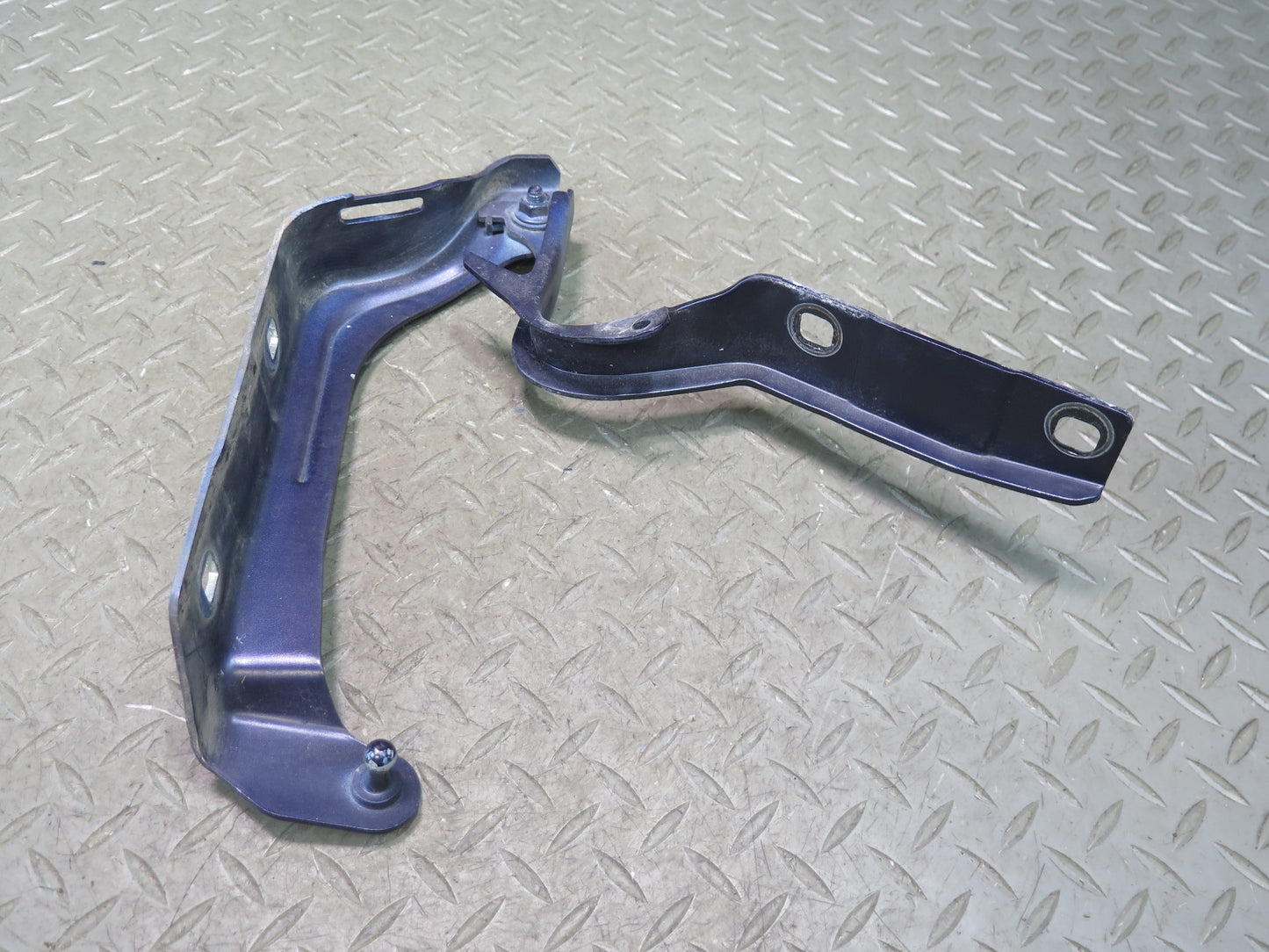 2014-2021 Maserati Quattroporte M156 Front Left & Right Hood Bonnet Hinge Set